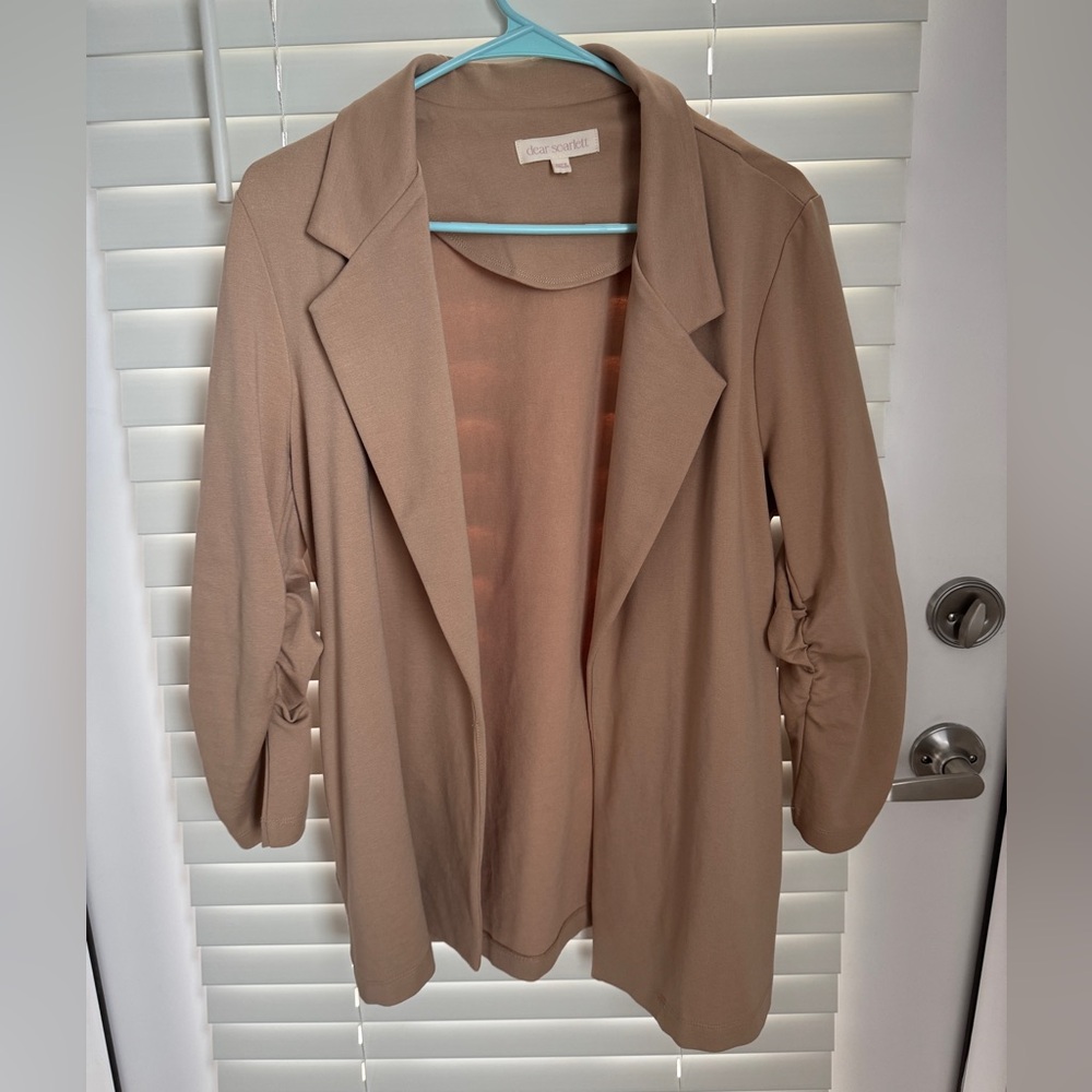 Tan Dear Scarlett blazer size large